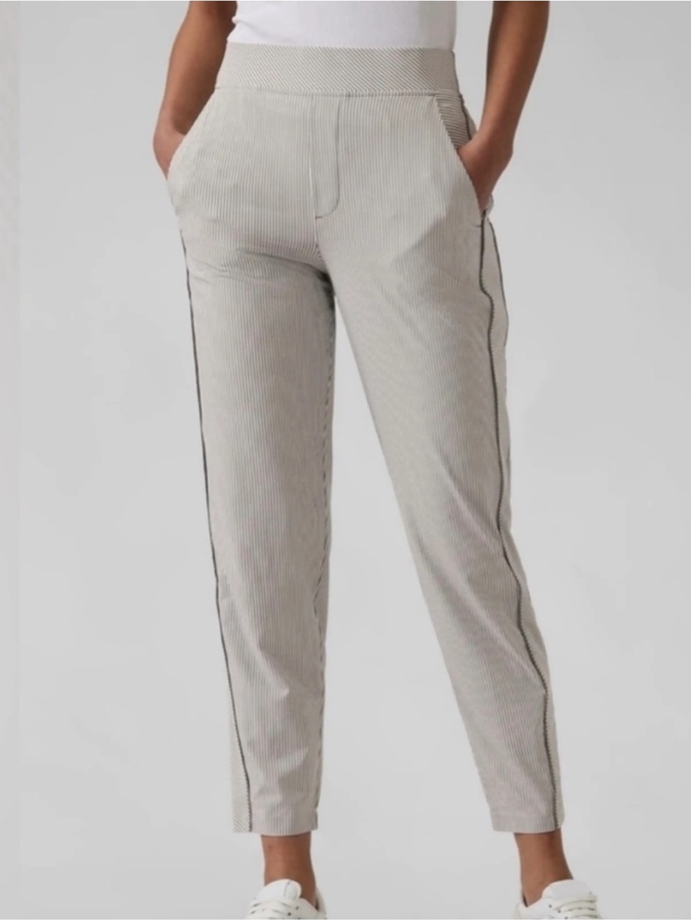 Athleta Gray & White Pinstripe Textured Brooklyn Ankle Pants